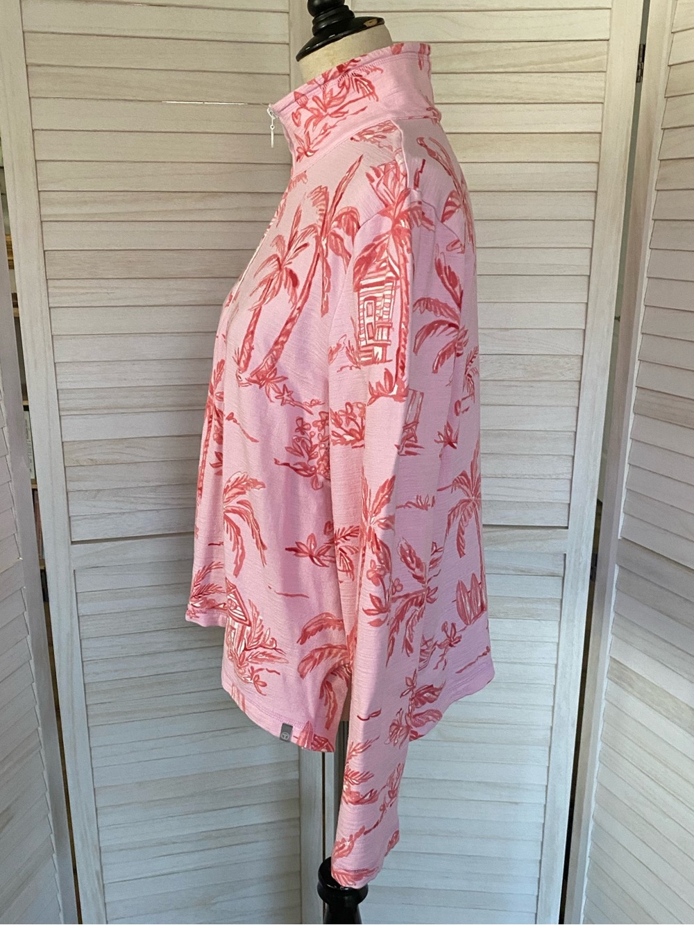 T by Talbots Pink Tropical Palm Print Quarter Zip Long Sleeve Top SZ XL uPF 50+ - Picture 9 of 15